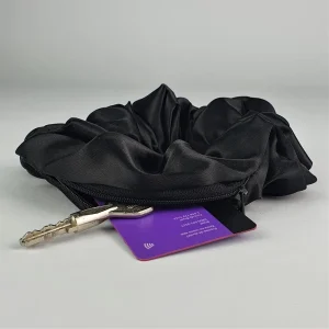 Soulta Scrunchie Secret de Satén Negro